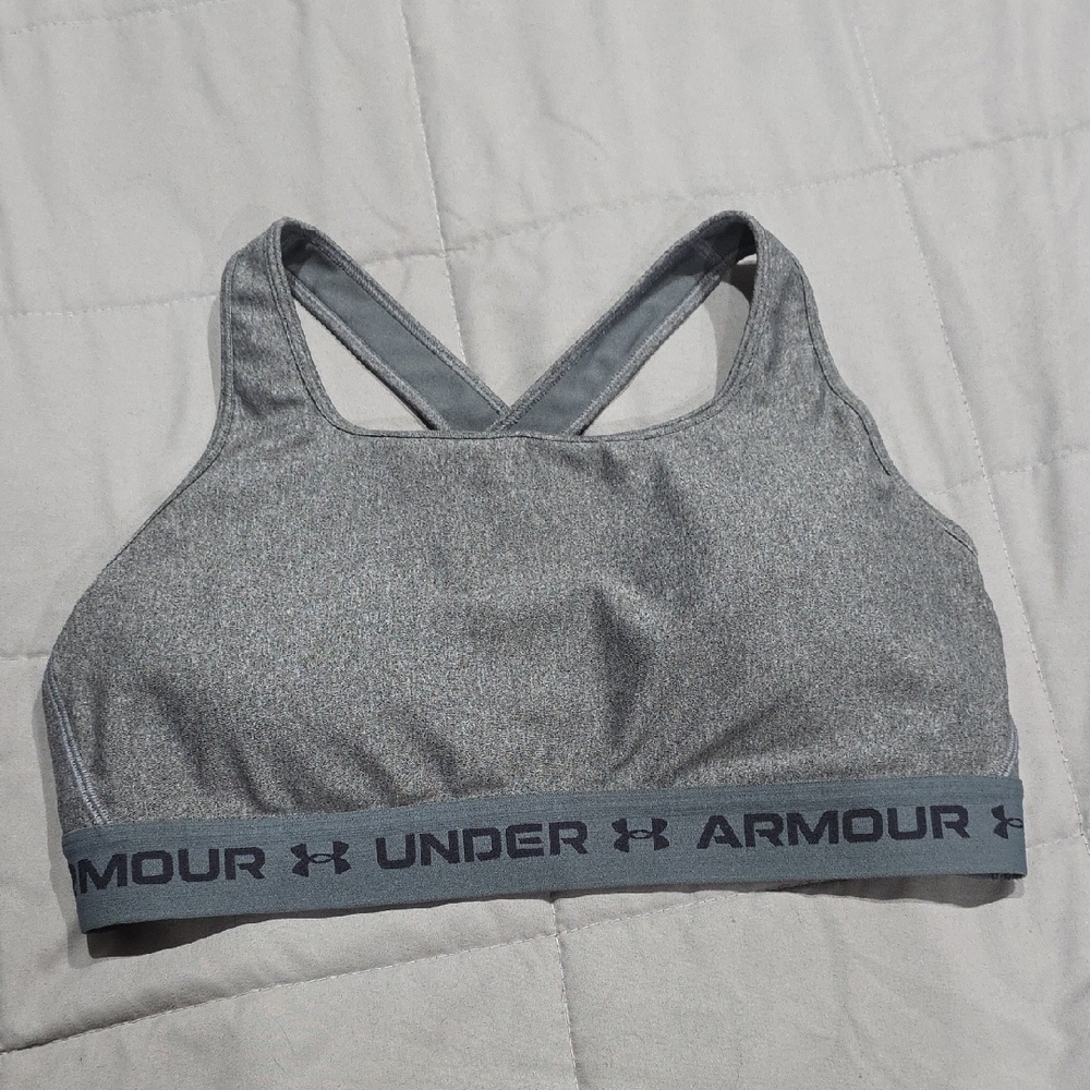 Under Armour Women's Heathered Gray Sports Bra‎